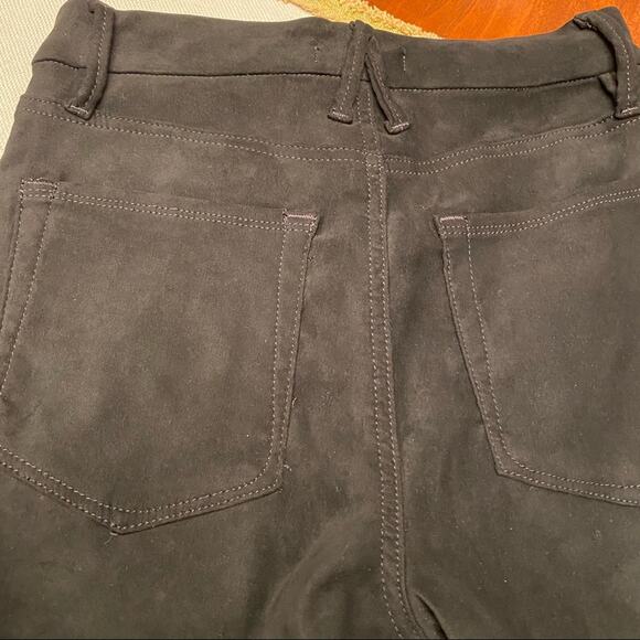 Good American Good Legs Suede-Like pants in black NWT - Picture 6 of 12